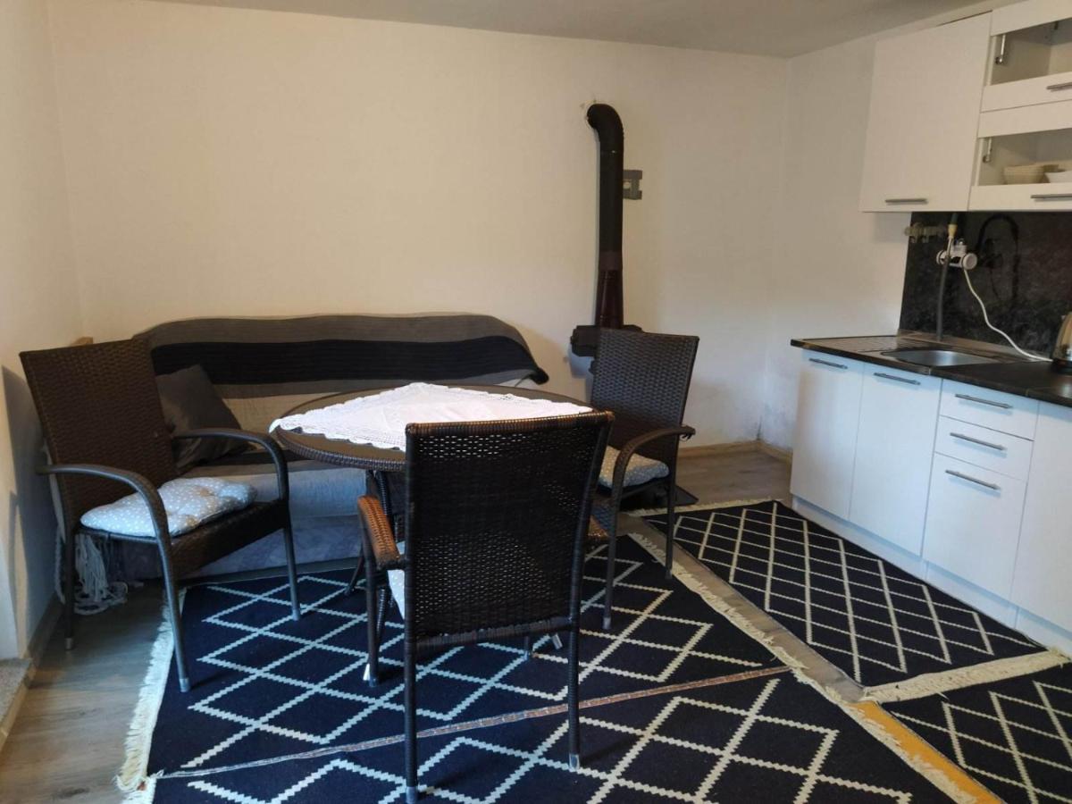 Guest House Bee Visoko Dış mekan fotoğraf